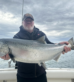 Lake Ontario's fishing magic!